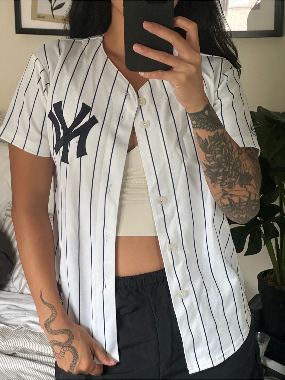 New York Yankees Pinstripe Button-Up Jersey Shirt - White/Navy